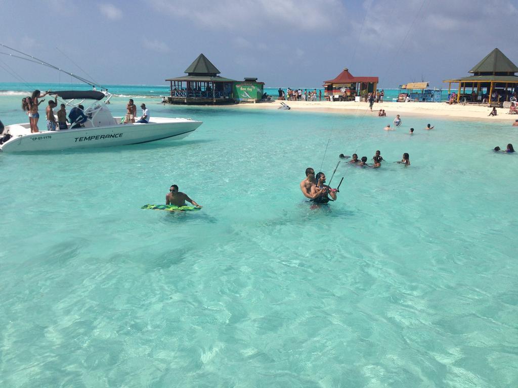 Apartamento Edificio Bahia Fragata San Andrés Quarto foto